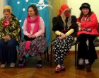 2016 m. vasario 9 d. Dienos veiklos centro Užgavėnių persirengėliai - linksmomis dainomis, šmaikščiais šokiais smagiai varė žiemą iš kiemo!
