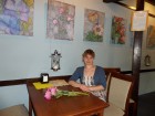 Kretingos arbatinėje "Špitolė" vyksta tapybos ant šilko paroda "Šilko gėlės"